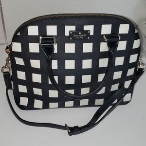 Kate Spade back and white purse